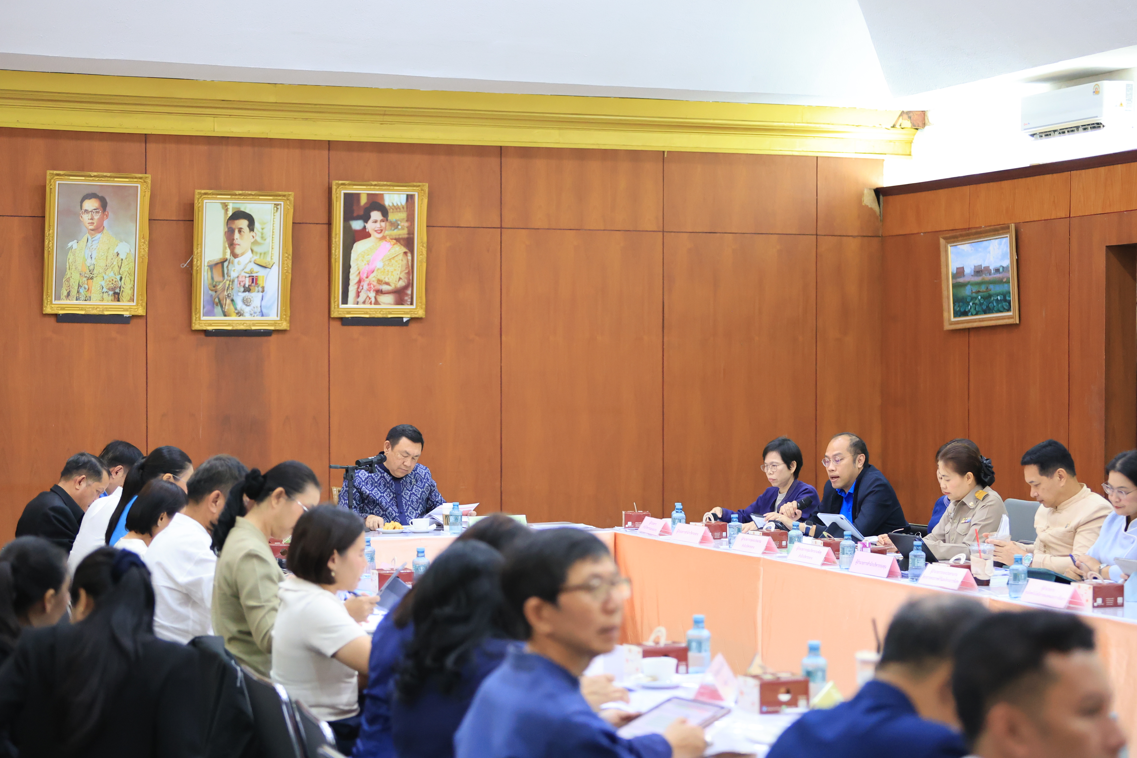 title - ส.ป.ก. ประชุมคณะทำงานติดตามเร่งรัดการใช้จ่ายเงินงบประมาณประจำปีงบประมาณ พ.ศ. 2569 สำนักงานการปฏิรูปที่ดินเพื่อเกษตรกรรม ครั้งที่ 5/2569 